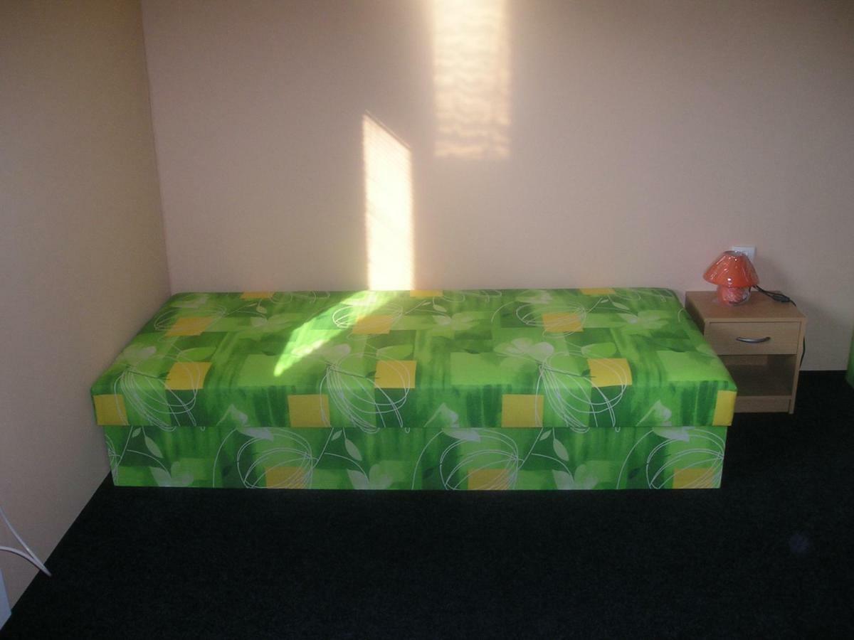 Vinarstvi David Osicka Apartment Velke Bilovice Bagian luar foto